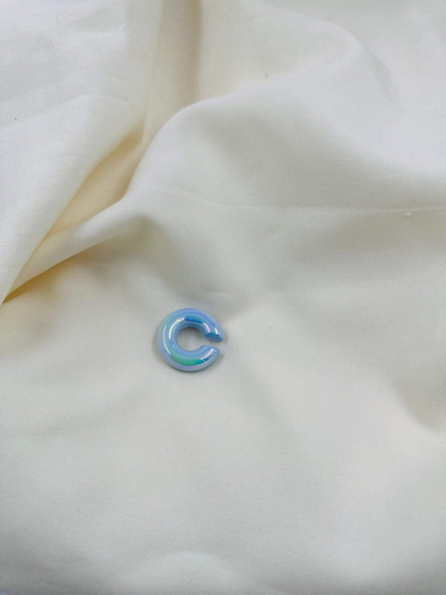 Ear cuff gigante tornasol azul