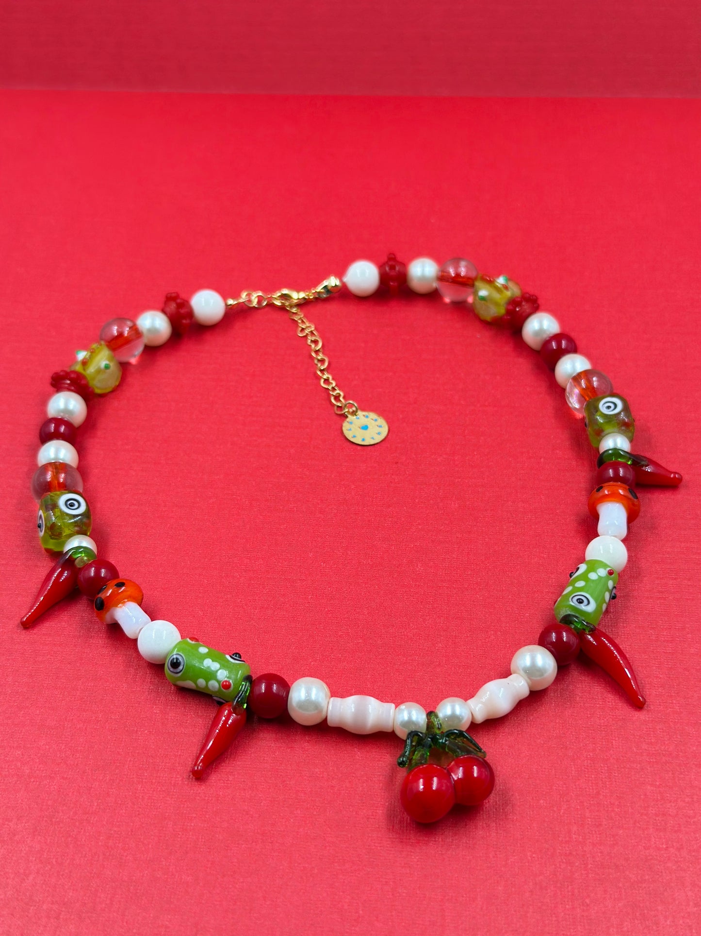 Choker red spicy